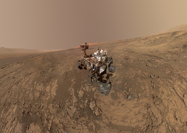 Autoportrait du rover Curiosity sur le sol de Mars